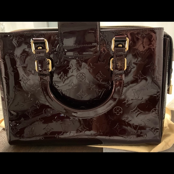 Louis Vuitton Purse - Picture 6 of 6